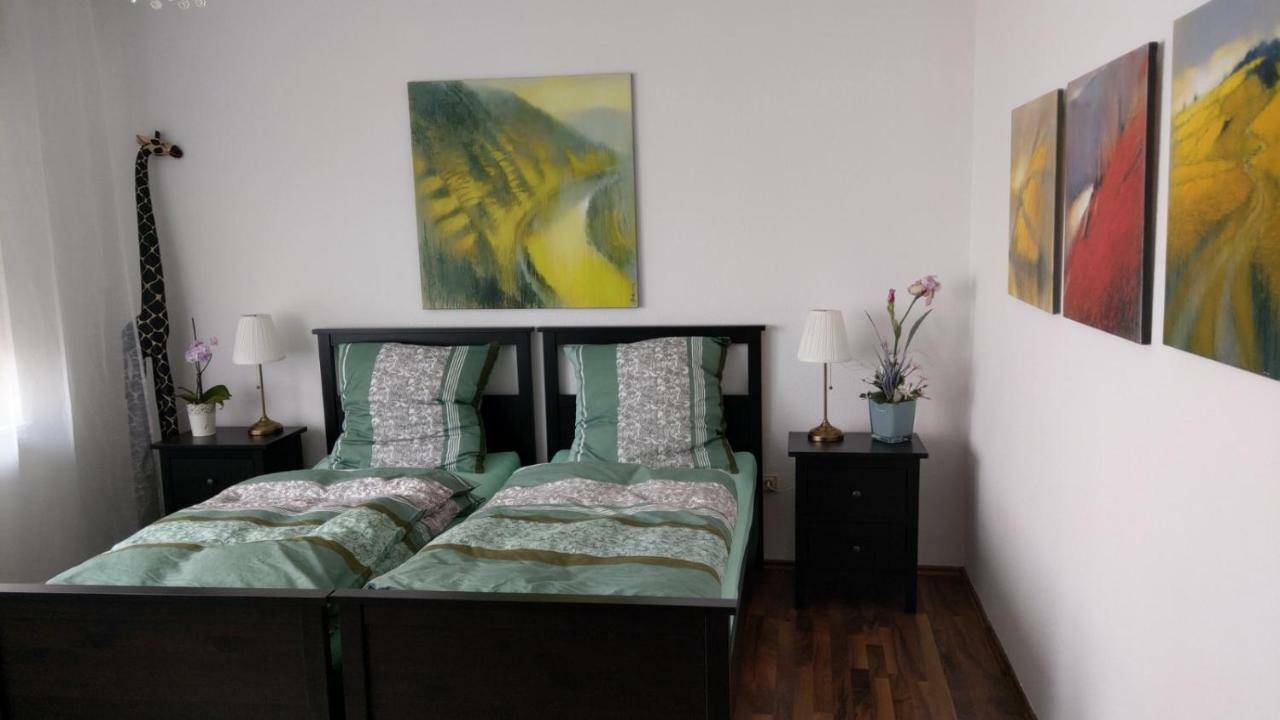 Artstudio Rudesheim Apartment ฮูเดสไฮม์ แอม ไฮน์ ภายนอก รูปภาพ